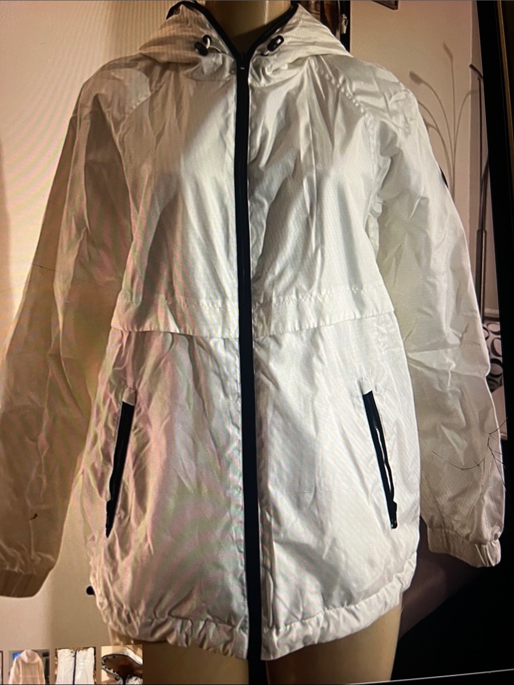 Michael Kors White Hooded Ski Jacket with Black Trim